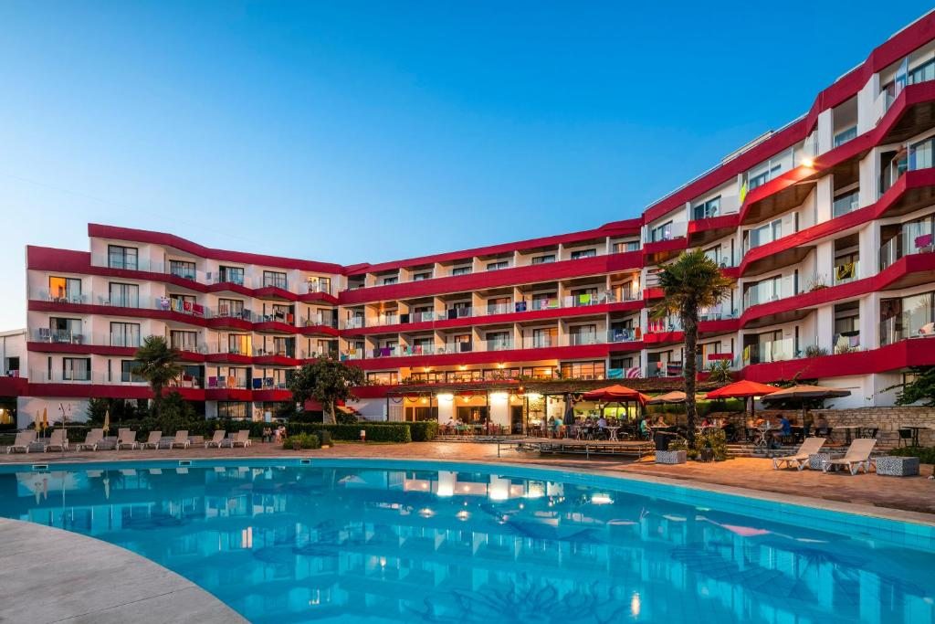 Hotel da Aldeia, Албуфейра