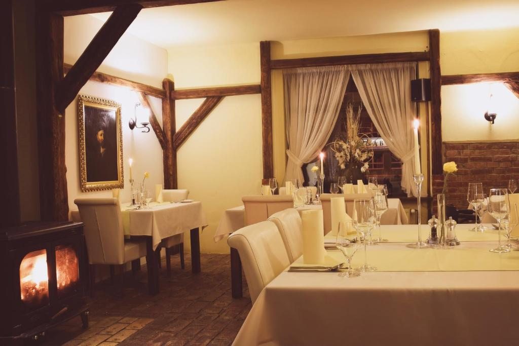 Barock Restaurant & Pension, Топольчани