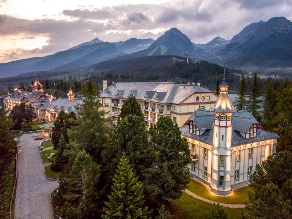 Grand Hotel Kempinski High Tatras, Штрбске-Плесо