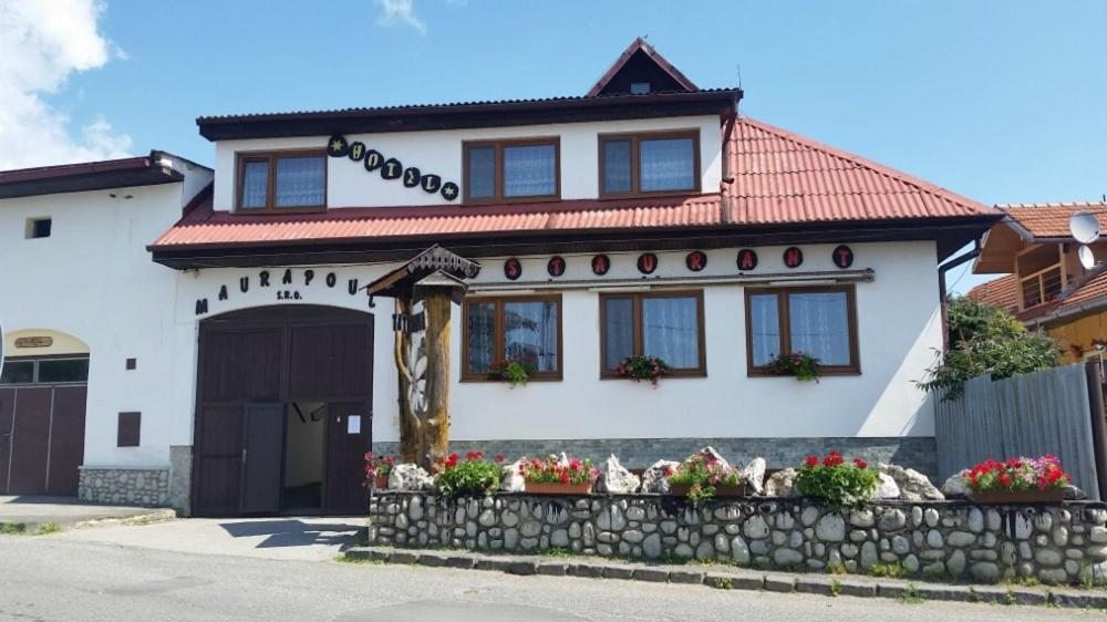 Отель Hotel Tatrania, Стара-Лесна