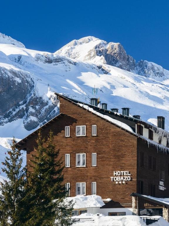 Hotel Tobazo, Памплона