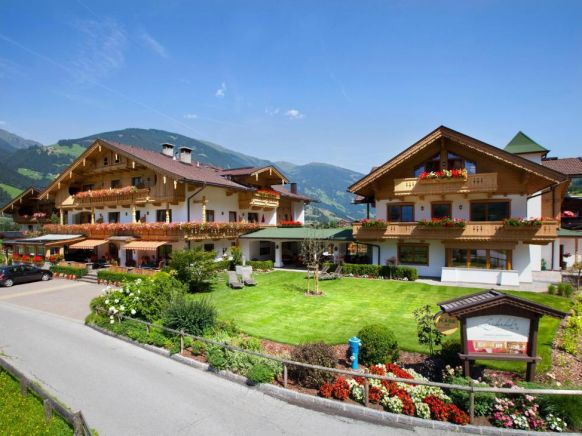 Hotel Garni Larcherhof