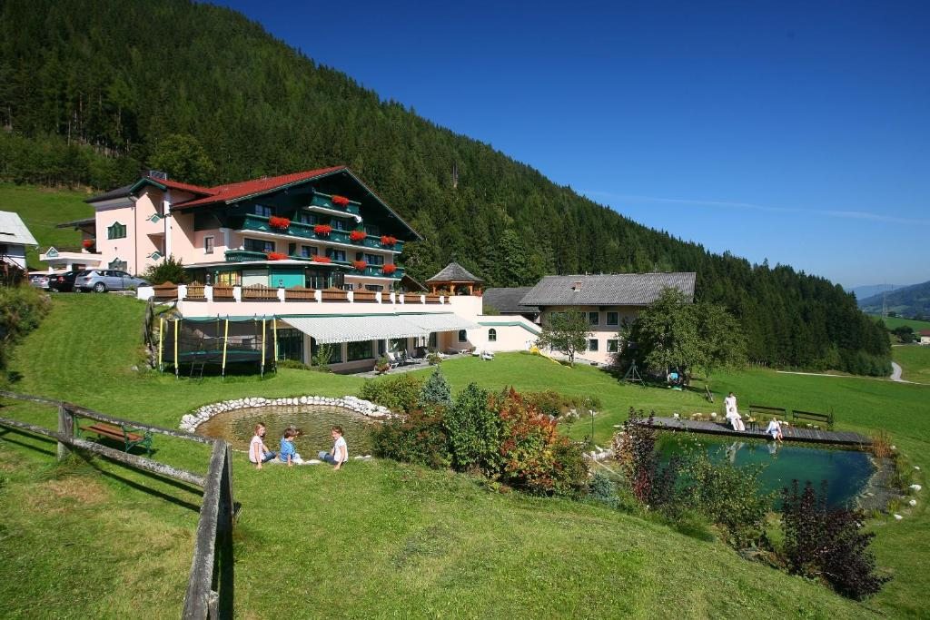 Alpenhotel Neuwirt, Шладминг