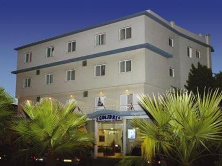 Hotel Residencial Colibri, Кошта-да-Капарика