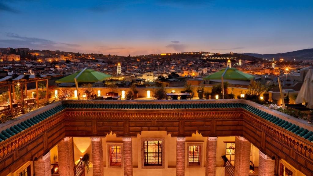 Karawan Riad, Фес