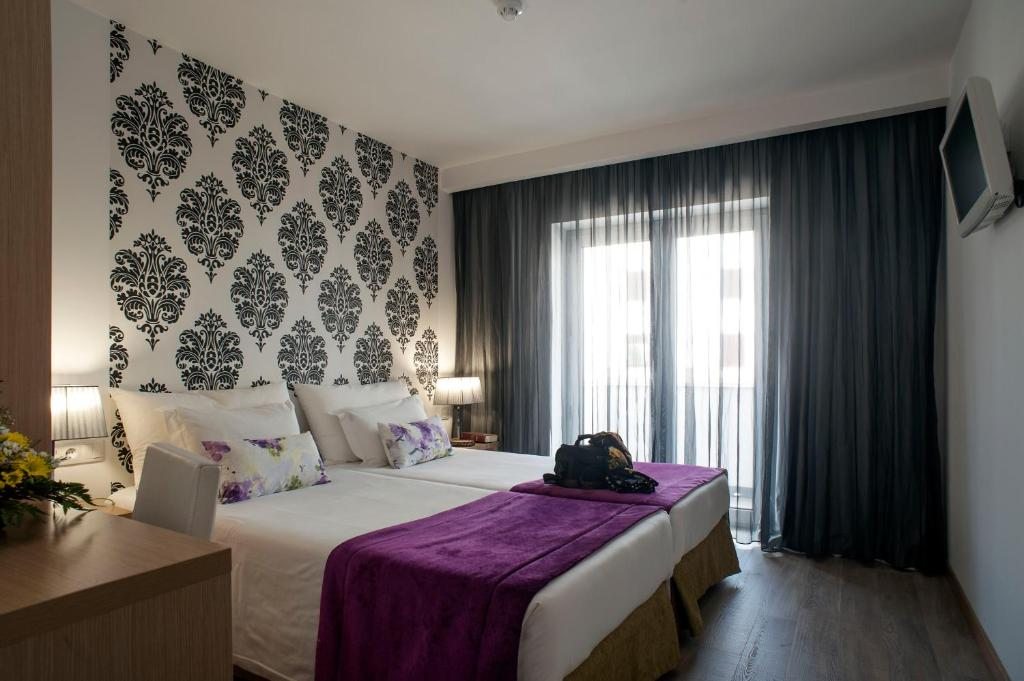 Hotel Genesis, Фатима