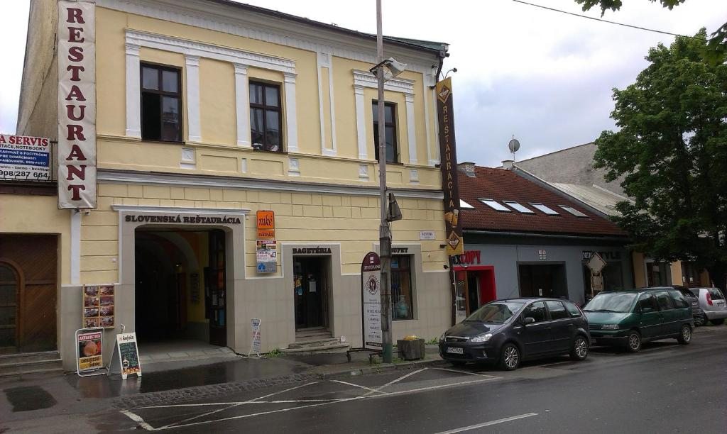 Penzión Marína pri Slovenskej reštaurácii, Брезно