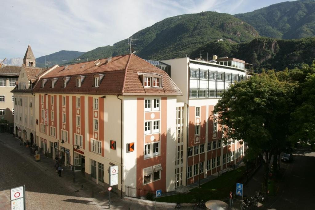 Kolpinghaus Bolzano, Больцано