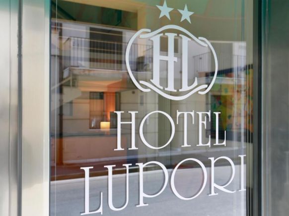 Hotel Lupori, Виареджо