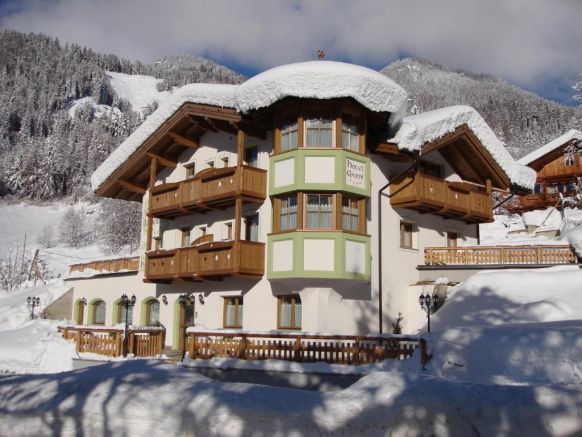 Chalet Campiglio Imperiale, Мадонна-ди-Кампильо