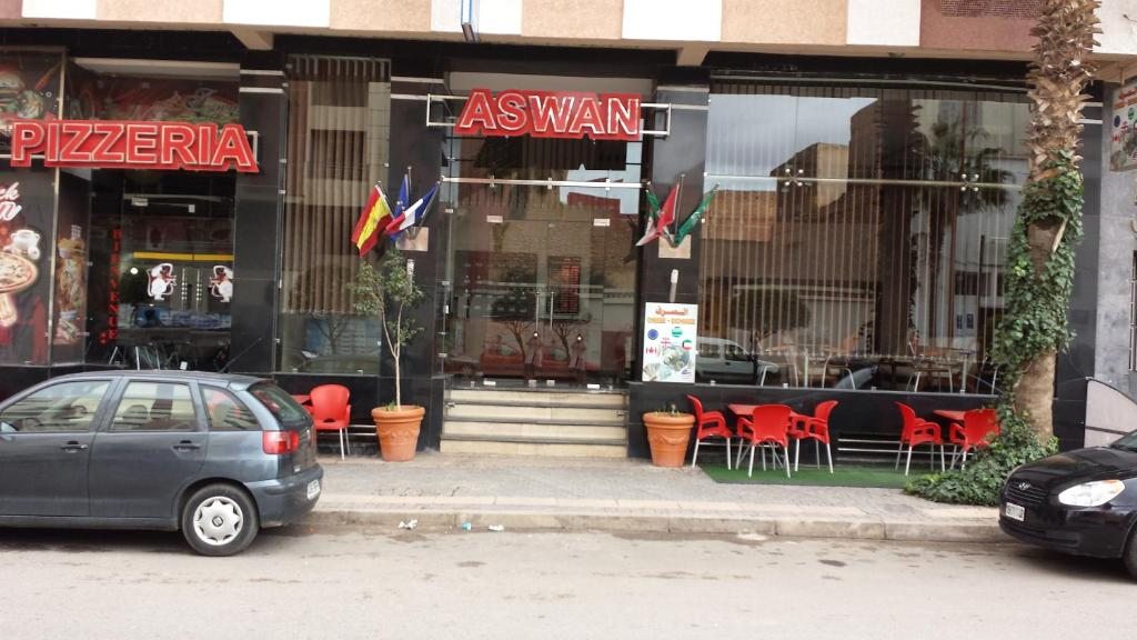 Hotel Aswan, Ужда