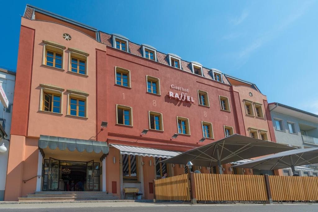 Hotel Raffel, Еннерсдорф