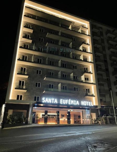 Отель Hotel Santa Eufemia, Ковильян