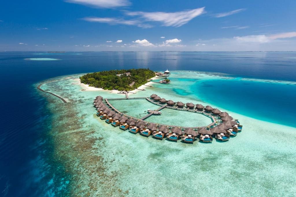 Baros Maldives, Барос