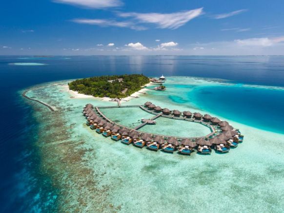 Baros Maldives, Барос