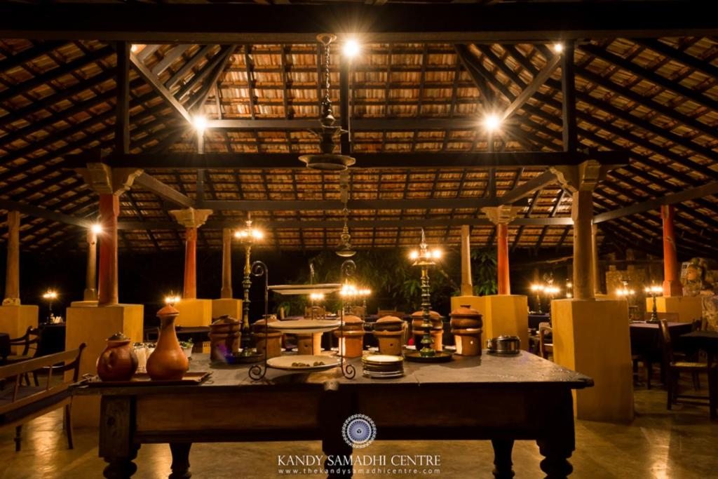The Kandy Samadhicentre, Дигана