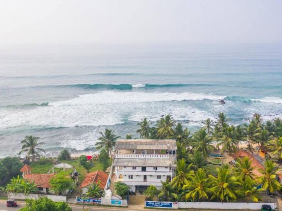 Отель Jayanthi Surf Dreams, Мидигама Запад