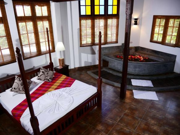 Mount Royal, Канди