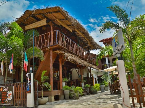 Coco Palm Villa and Cabanas, Тангалла