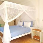 Neela's Guest House-Hikkaduwa Beach