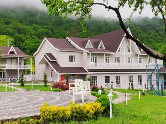Курортный отель Macara Village Resort