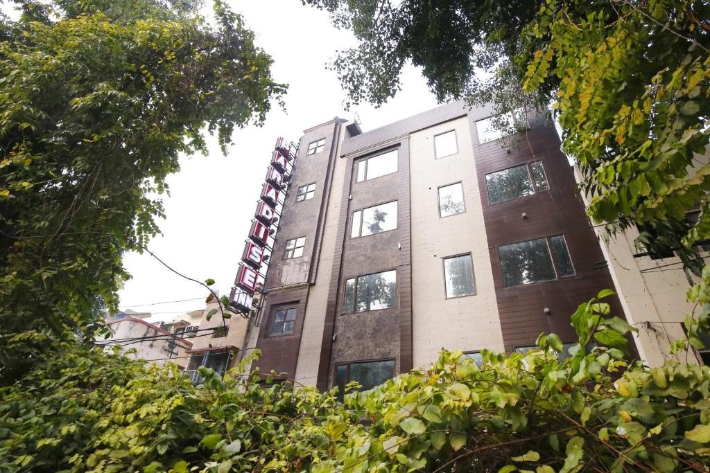 Hotel Paradise Inn, Нью-Дели