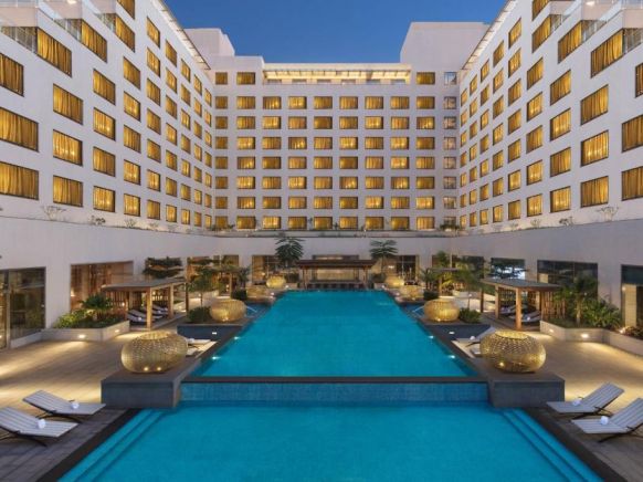 Sheraton Grand Bengaluru Whitefield Hotel & Convention Center, Бангалор