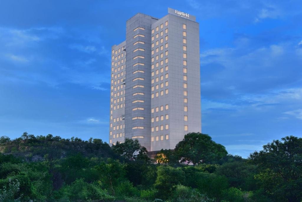 Holiday Inn Express and Suites Hyderabad Gachibowli, Хайдарабад