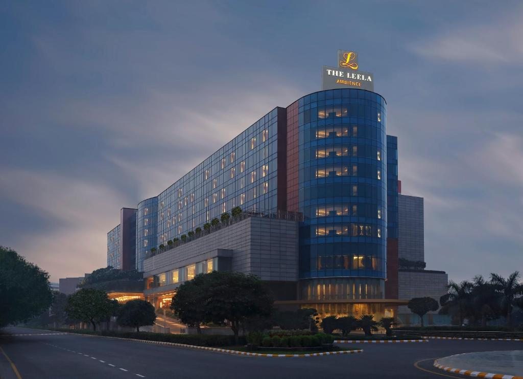 The Leela Ambience Gurgaon Hotel & Residences, Гургаон