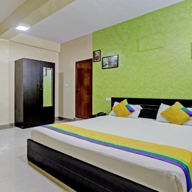 Отель Hotel Tiara, Бангалор