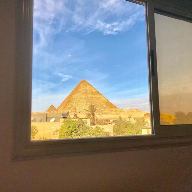 3 Pyramids View Inn, Каир