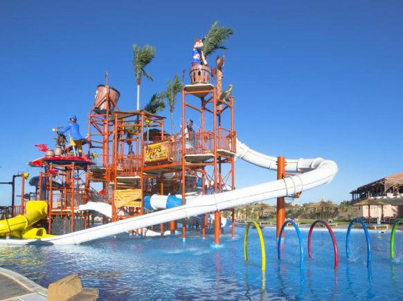 Aqua Vista Resort and Spa