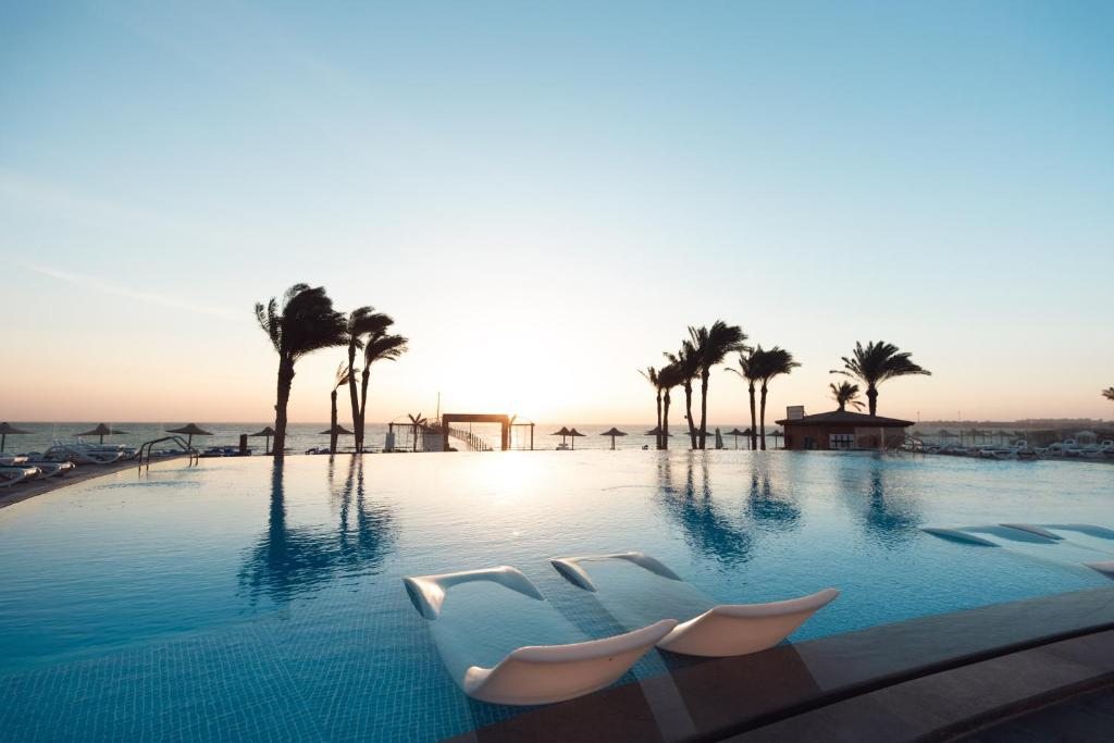 Cancun Sokhna Resort Managed by Accorhotels, Айн-Сохна