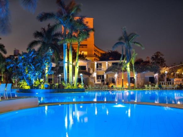 Курортный отель Paradise Inn Beach Resort, Александрия