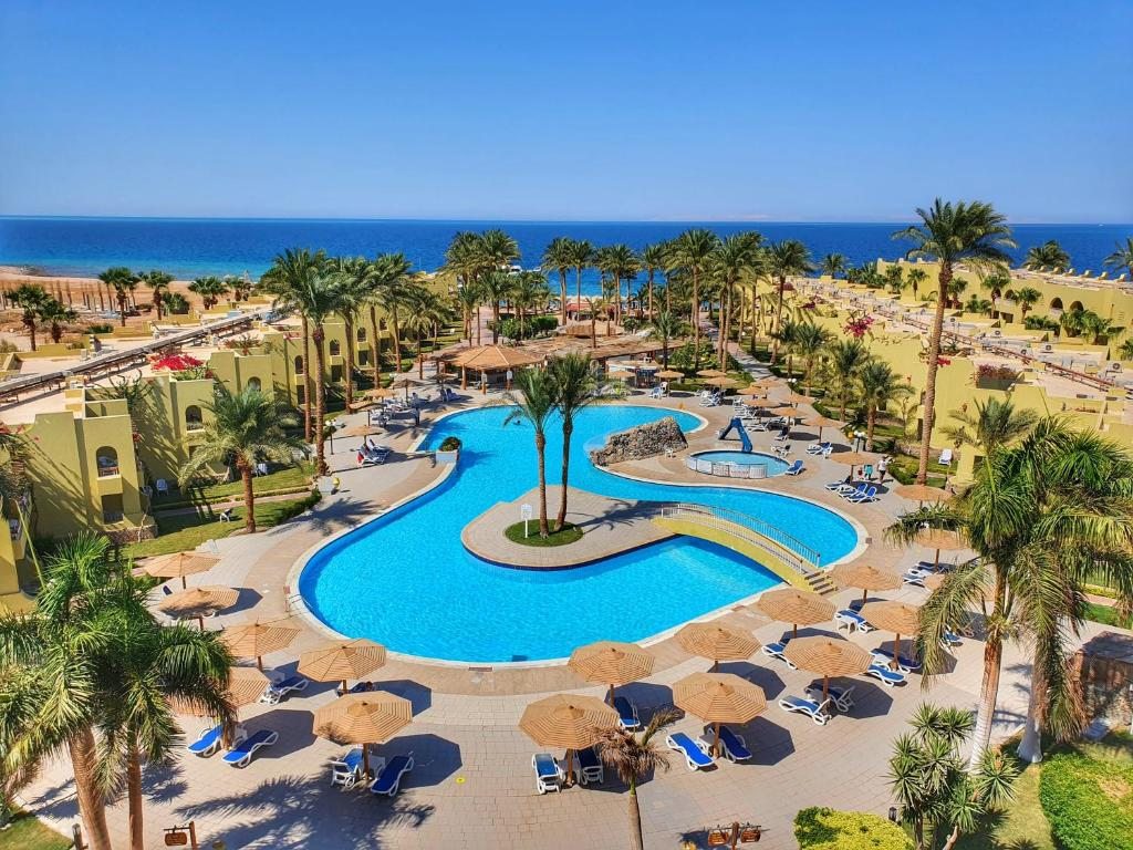 Palm Beach Resort, Хургада