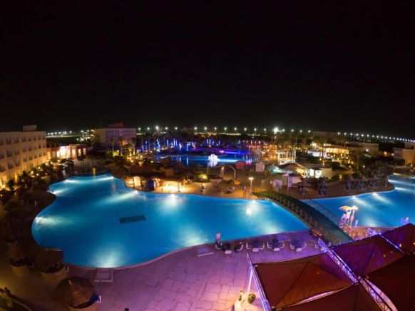 Titanic Aqua Park Resort, Хургада