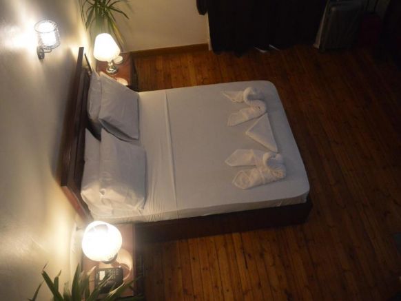 Midtown Hostel
