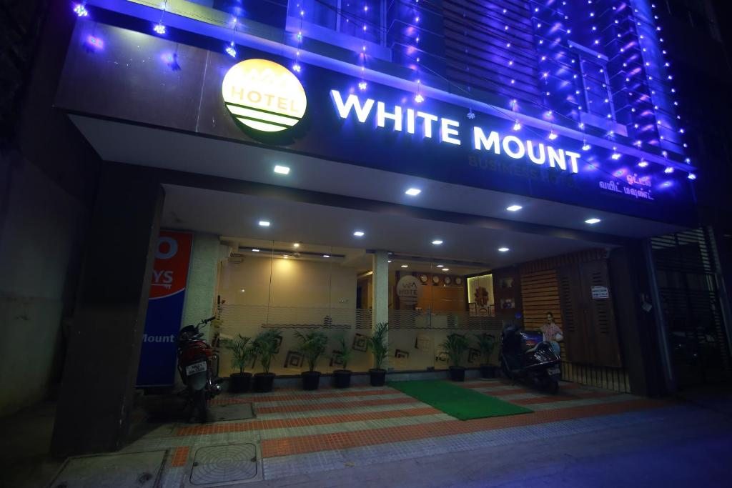 Hotel White Mount, Ченнаи