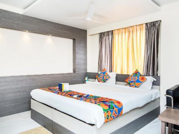 Shivangan Hotel, Калькутта