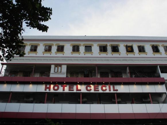 Hotel Cecil
