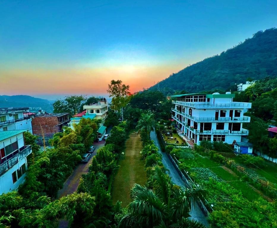 Курортный отель Tapovan Vatika Resort, Ришикеш