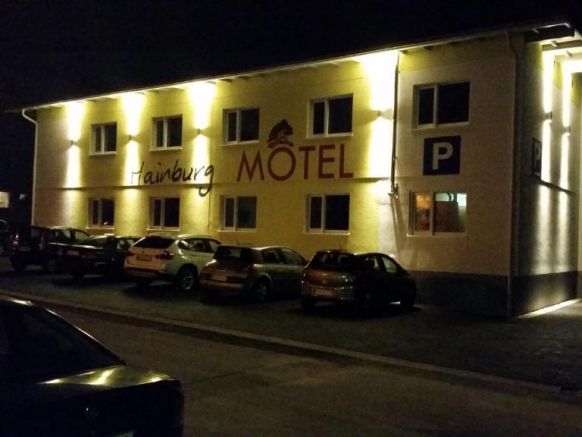 FairSleep Motel Hainburg, Хайнбург-ан-дер-Донау