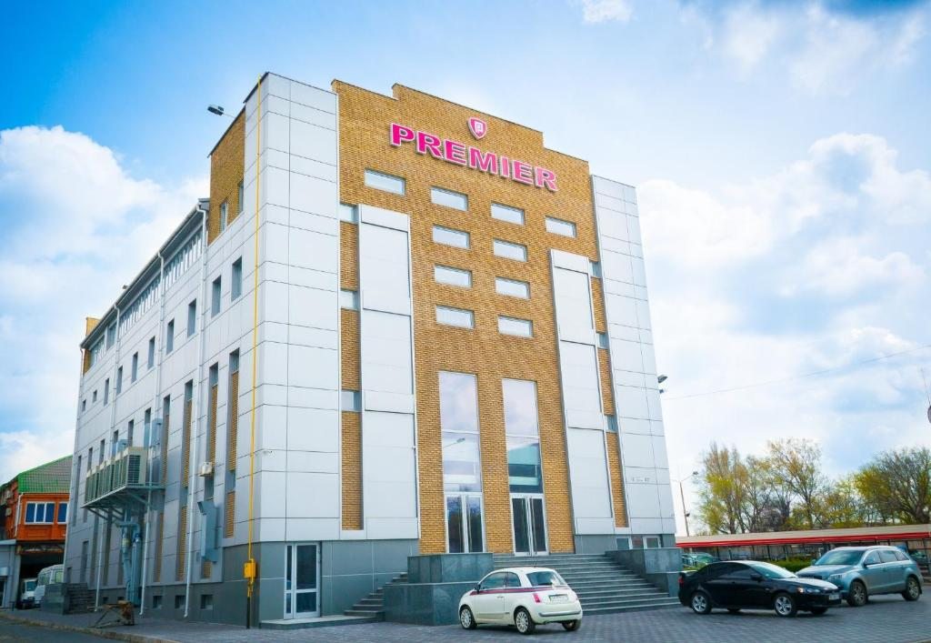 Отель Премьер, Днепродзержинск