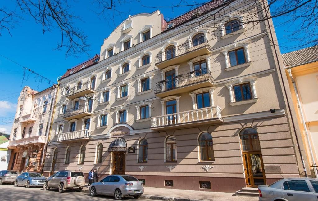 Отель Станиславов, Ивано-Франковск