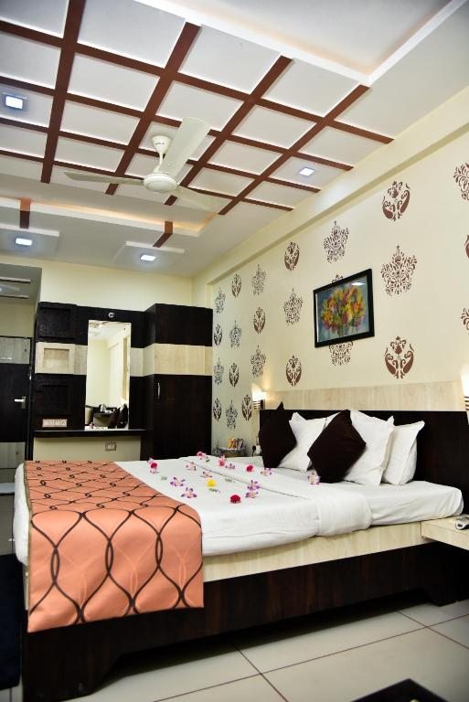 Hotel Tulsi Residency, Бхудж