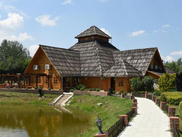 Etno Selo Moravski Konaci, Велика-Плана