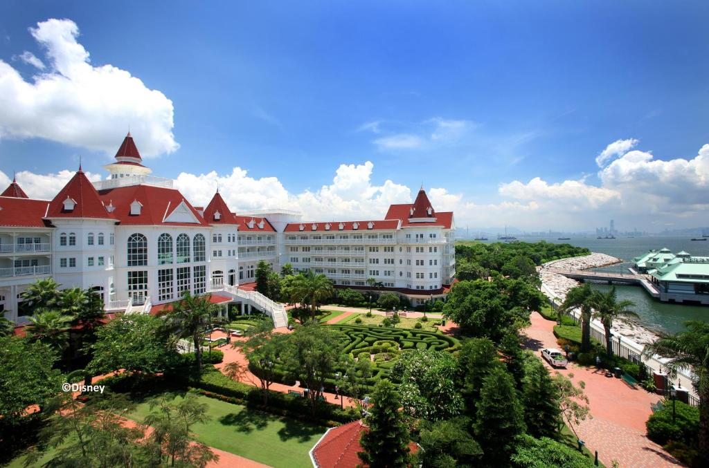 Hong Kong Disneyland Hotel, Гонконг (город)