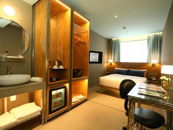 IND Hotel
