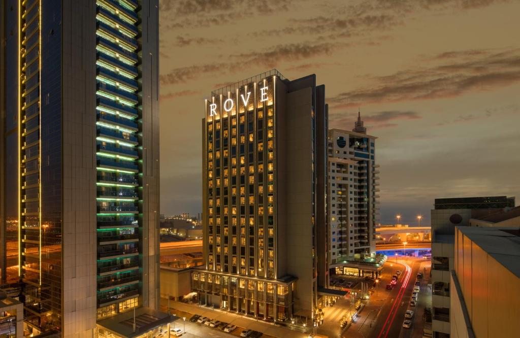 Отель Rove Dubai Marina, Дубай