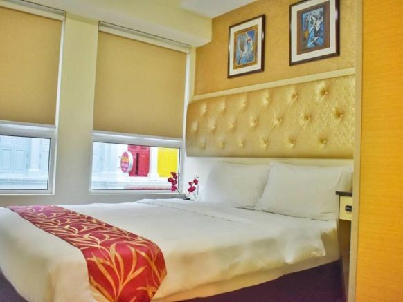 Sandpiper Hotel